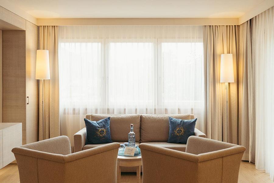 Strandhotel Am Weissensee Bagian luar foto