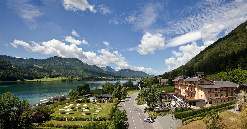 Strandhotel Am Weissensee Bagian luar foto